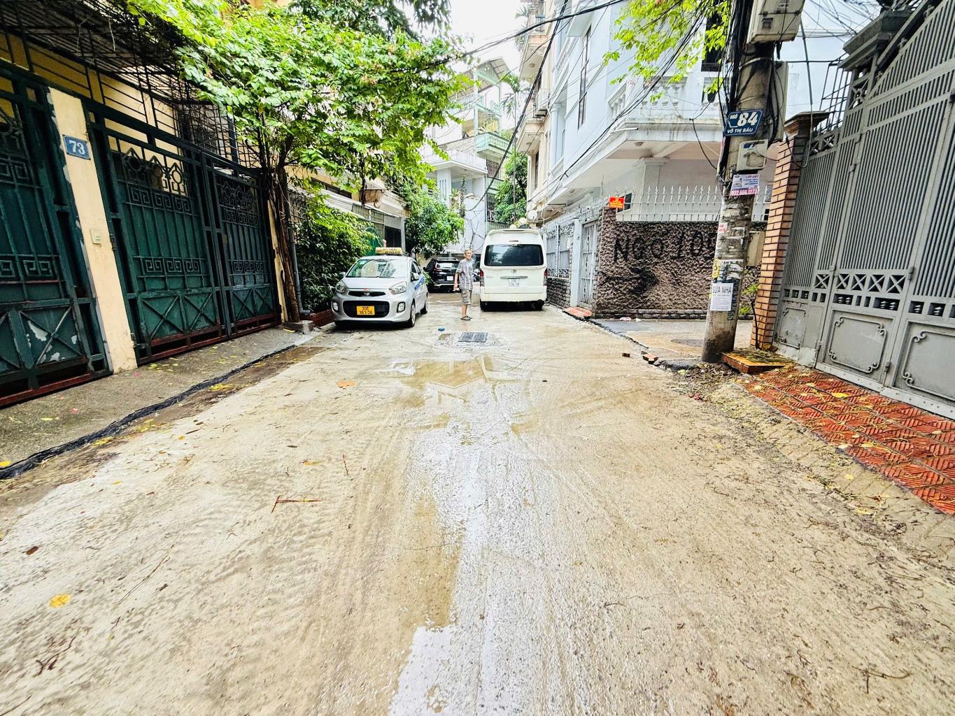 VÕ THỊ SÁU,HAI BÀ TRƯNG 30 tỷ 90m MẶT TIỀN 8m, HAI MẶT TIỀN,TỰ XÂY CẦN TIỀN BÁN 2
