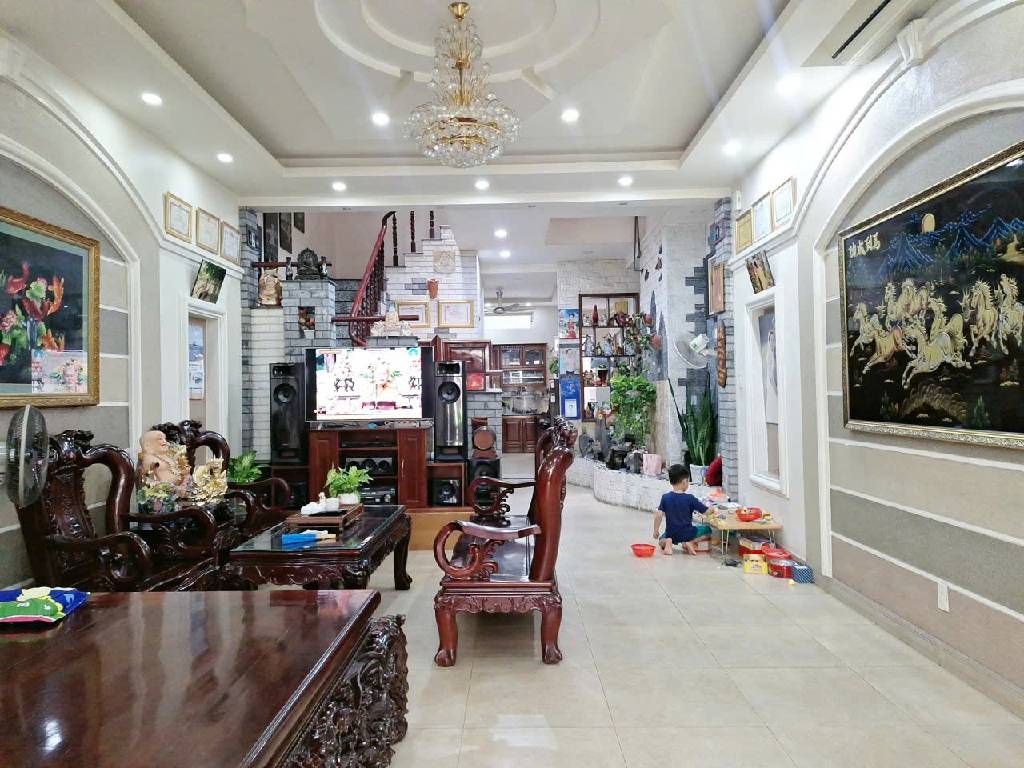 Bán nhà mặt tiền ở ngay Phạm Thế Hiển 5x24, 4 tầng, chợ Phú Lợi 2 chỉ 9 tỷ 2 LH-0931172218 4