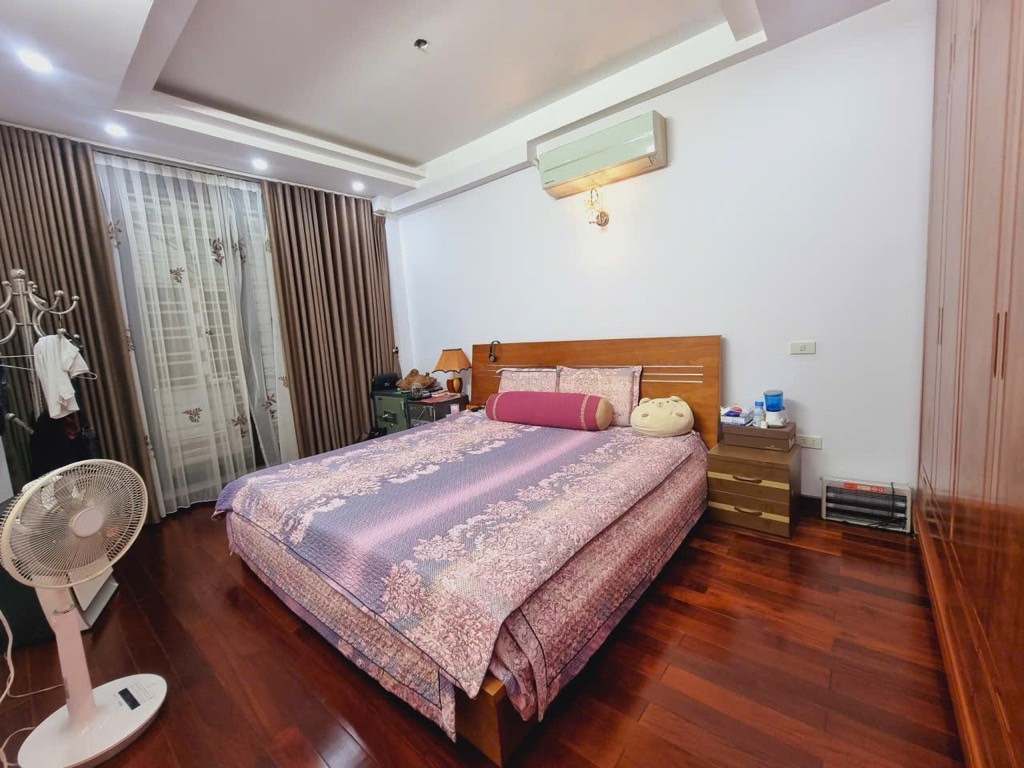 Bán căn Đống Đa mặt ngõ oto kinh doanh sầm suất 4