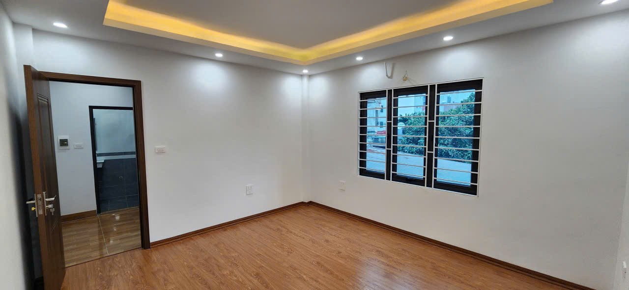 Bán nhà Di Trạch, Hoài Đức, phố Nhổn xây 5Tầng, 3 ngủ, 4 wc, chỉ 15m đường ô tô đỗ kinh doanh 4