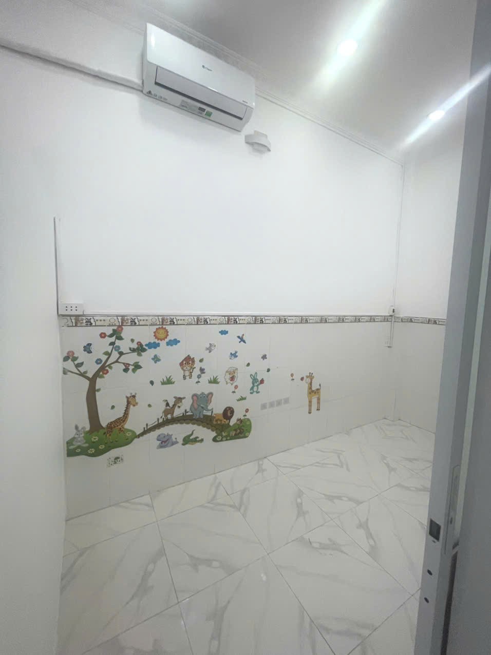 cho thuê nhà cấp 4, hẻm đường Phạm Văn Chiêu, Phường 16, Diện tích 52m², 7