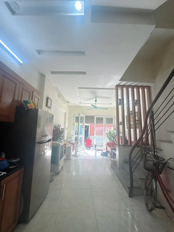 BÁN NHÀ RIÊNG Ô TÔ QUA - KINH DOANH phố Thạch Cầu 38m2 X 4 Tầng 7.3 tỷ Long Biên Hà Nội. 2