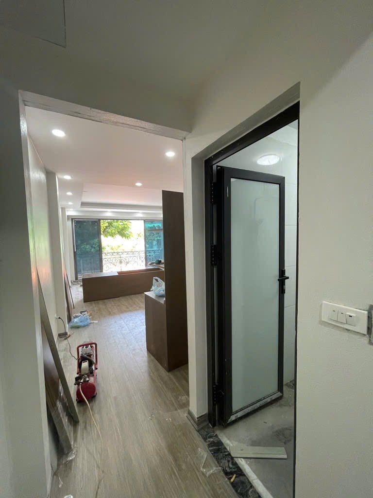NHÀ MỚI 6 TẦNG THOÁNG SÁNG, 80m2 TĐC TU HOÀNG, Ô tô tránh + vỉa hè, Mặt Tiền rộng nhất khu 5