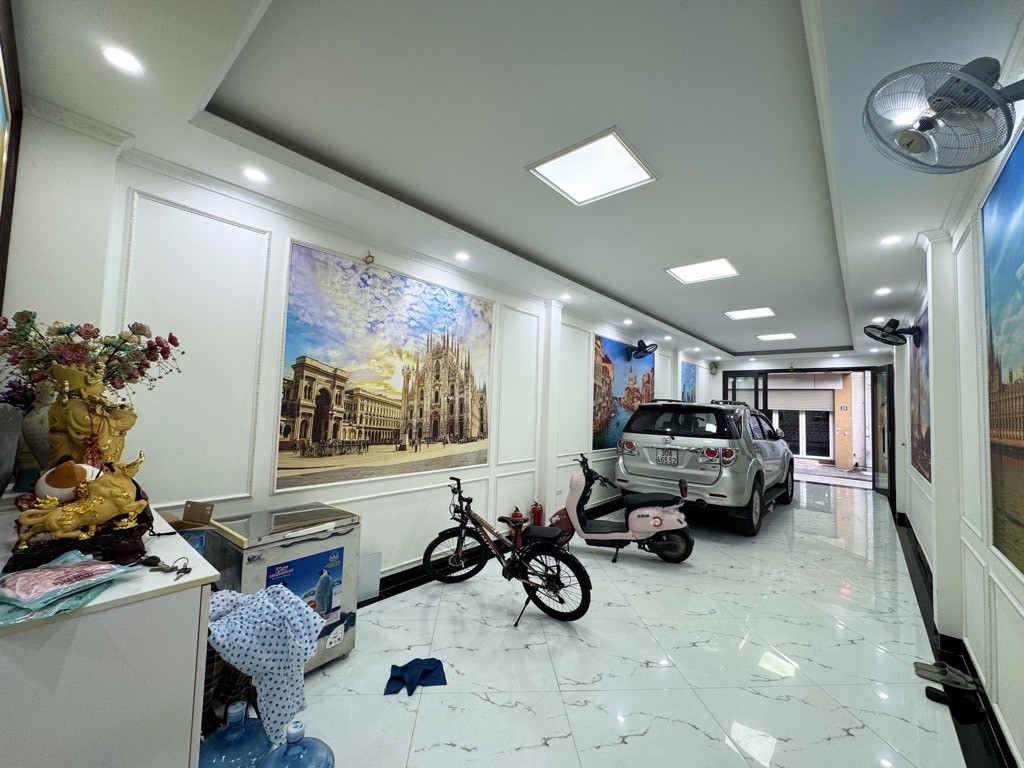 Cần bán Nhà mặt tiền đường Tân Mai, Phường Tân Mai, Diện tích 75m², Giá 21.5 Tỷ 2