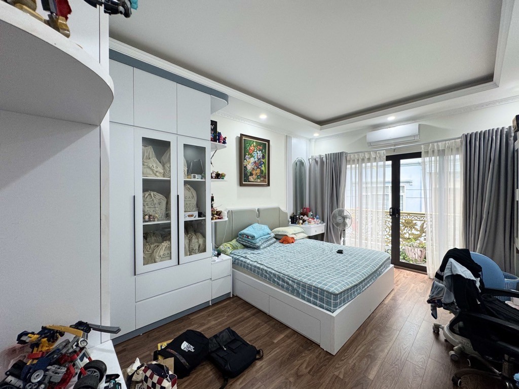 Cần bán Nhà mặt tiền đường Tân Mai, Phường Tân Mai, Diện tích 75m², Giá 21.5 Tỷ 4