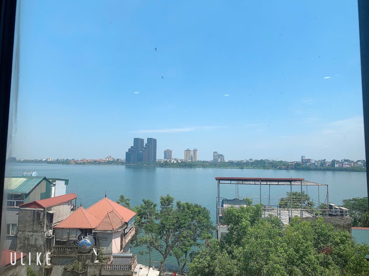 Cho thuê Căn Apartment 1N1K tại ngõ 193 Trích Sài. Ban công rộng thoáng View hồ Tây. Chỉ 12tr 4
