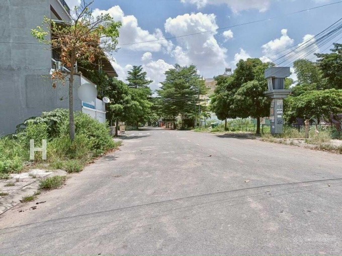 Cần bán Đất đường Bưng Ông Thoàn, Phường Long Trường, Diện tích 57m², Giá 4.85 Tỷ 4