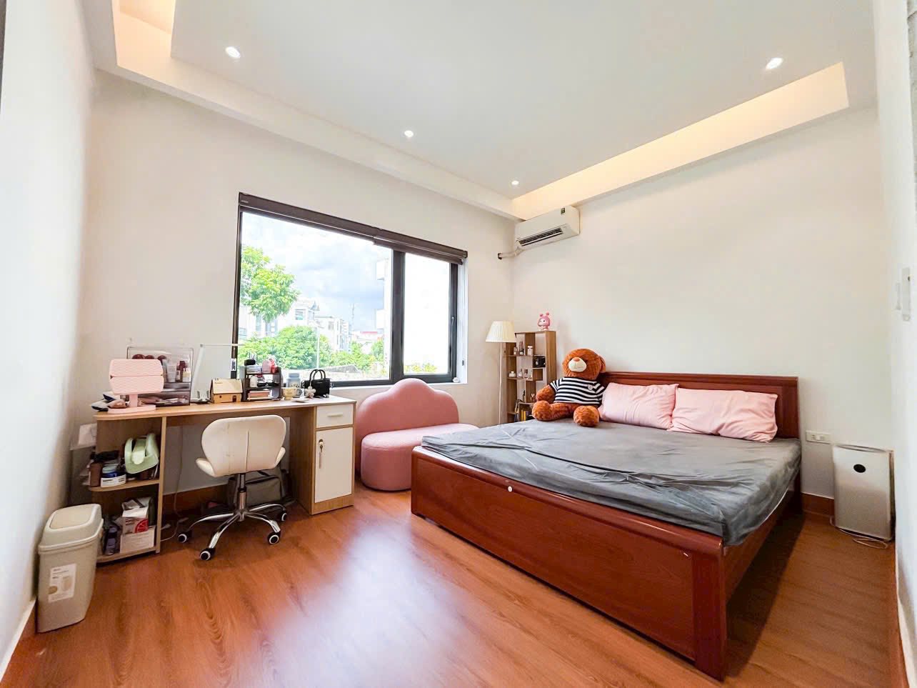 Bán nhà mặt phố khu Đông Nam Cường, TP Hải Dương, 81m2, 3 tầng, 4 ngủ, mt 4.5m, hè 5m 4
