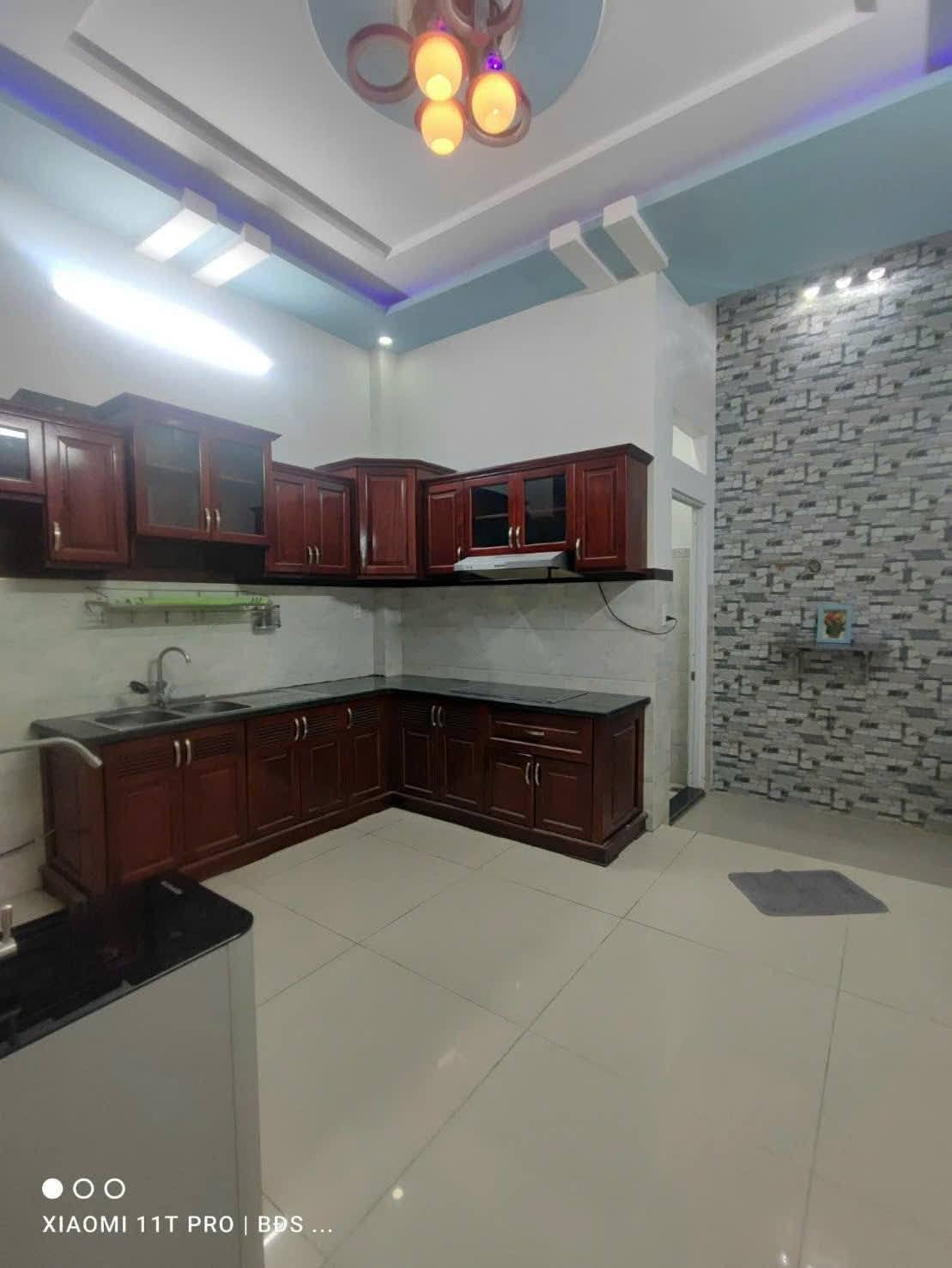 Cho thuê Nhà  đường 4, Phường Hiệp Bình Phước,đối diện Vạn Phúc thông qua KDC SÔngĐà, Giá 16 Tr 4