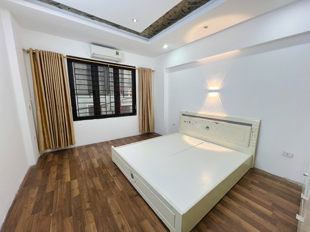 Cần bán Nhà mặt tiền đường Lĩnh Nam, Phường Vĩnh Hưng, Diện tích 355m², Giá 8.45 Tỷ 2