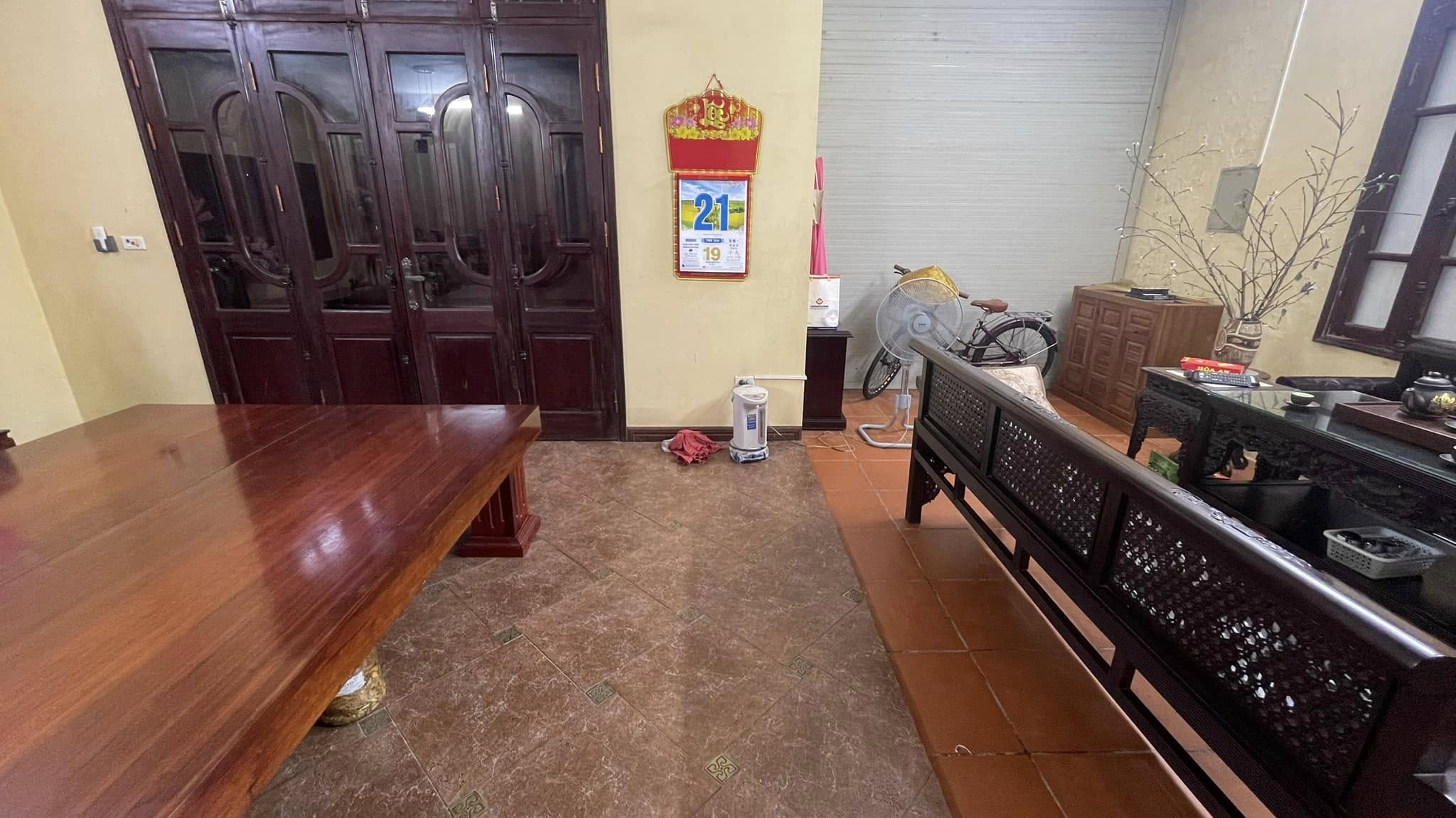 Nhà Duy Tân 165M2 Mặt Tiền 9M 76 Tỷ Vỉa Hè Kinh doanh Ô TÔ Tránh Đỗ 5