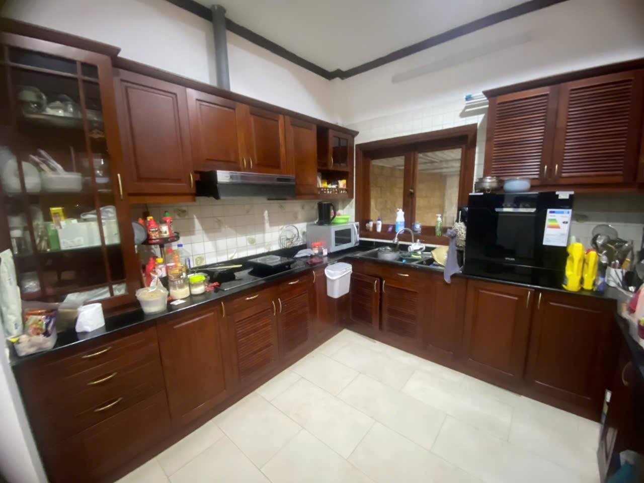 CÁCH 1 NHÀ RA PHỐ NGUYỄN THÁI HỌC BA ĐÌNH-MẶT NGÕ Ô TÔ-113M 4T-TIỆN ÍCH NGẬP TRÀN 5