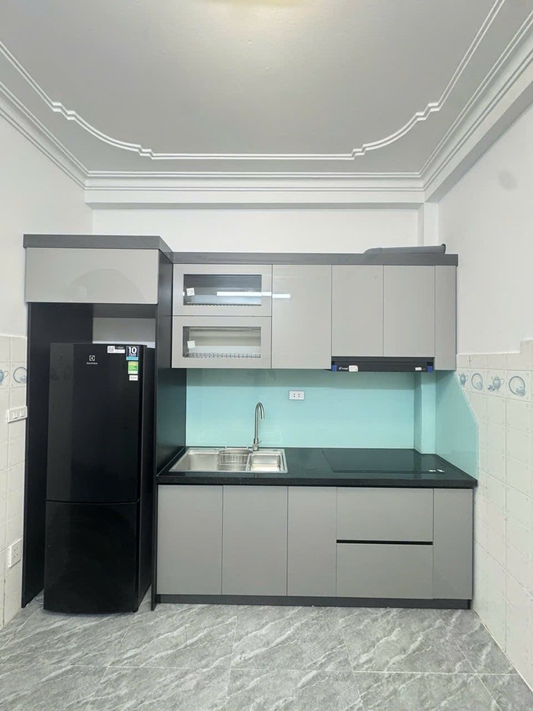 NHÀ HOT MỸ ĐÌNH - NAM TỪ LIÊM- NGÕ THÔNG - RỘNG - VF3 ĐỖ CỬA - 5 PHÚT RA BÊN XE MỸ ĐINH 2