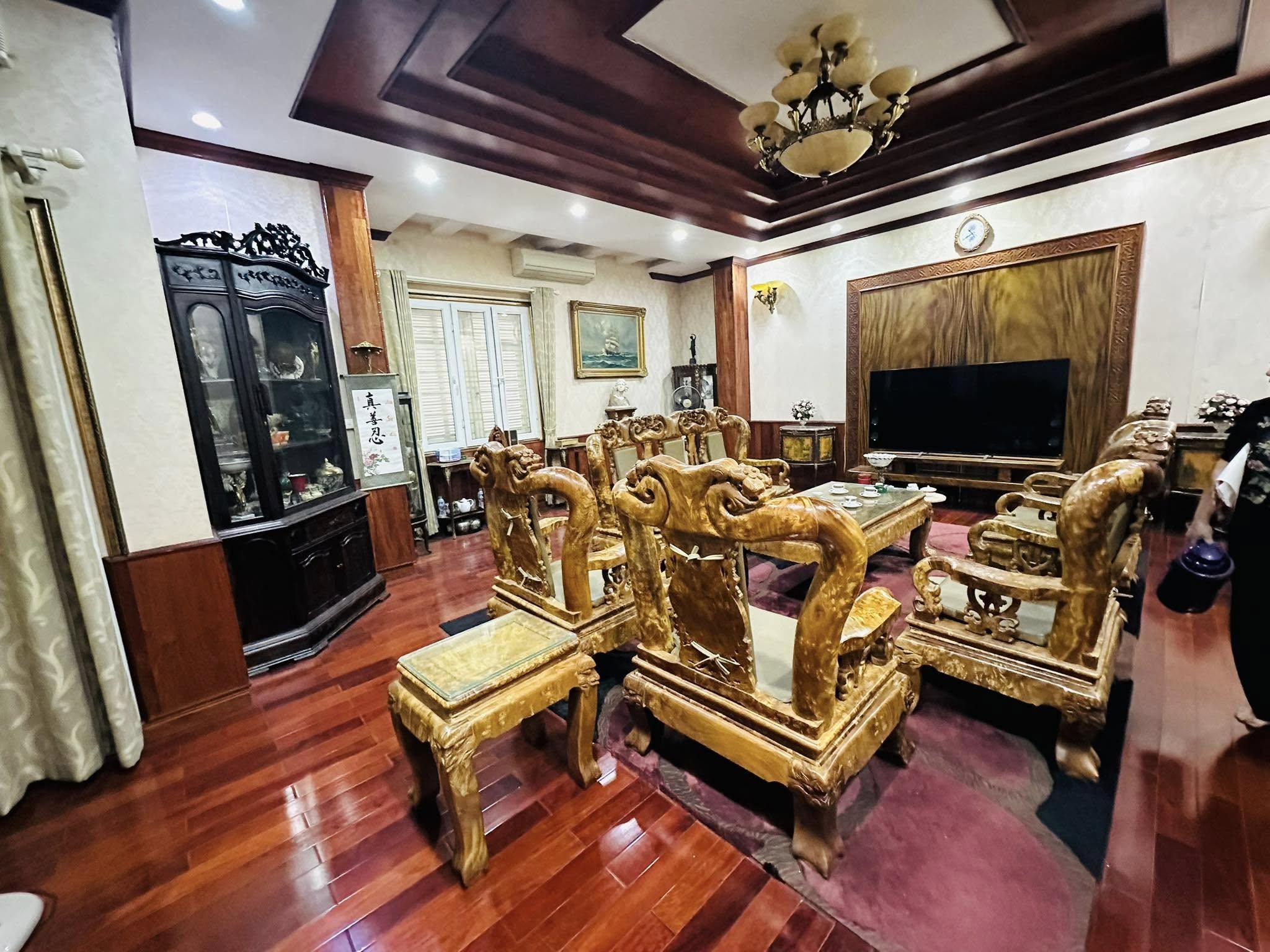 Bán Gấp Mặt Phố Tôn Đức Thắng - 180m², 6 T, 89 Tỷ, Dòng Tiền 120 Triệu/Tháng! 5