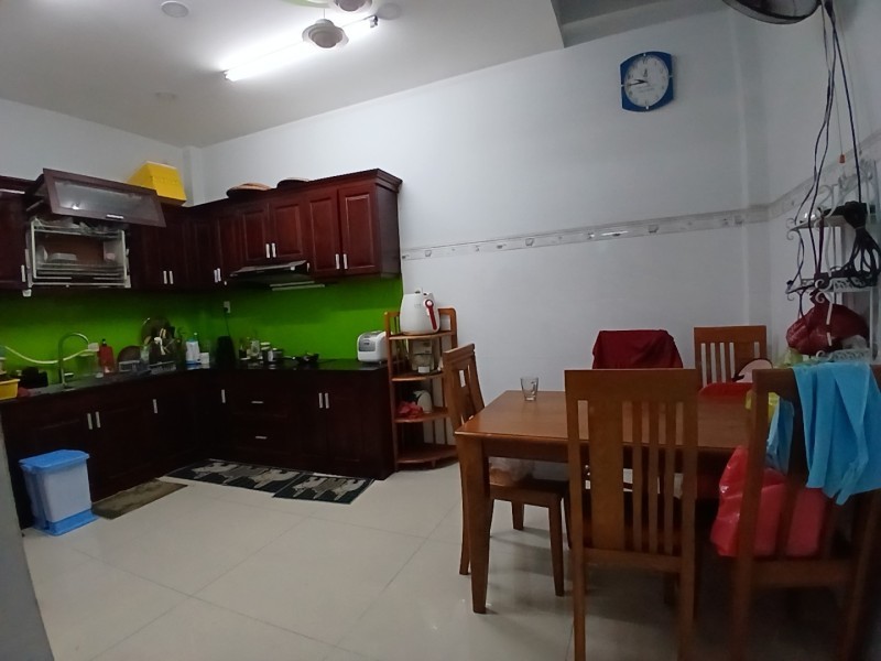 Bán nhà 3 tầng, 3PN Trần Thị Điệu, Phước Long, TP HCM. DT 95m2, SH, giá 7.35 tỷ. LH 0933125879 3