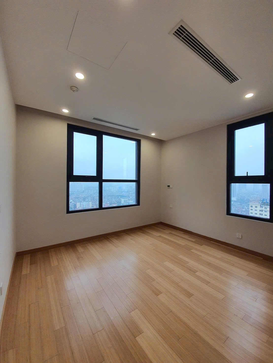 Giá tốt T9 cho căn hộ 3 ngủ The Zei- Lê Đức Thọ. 3