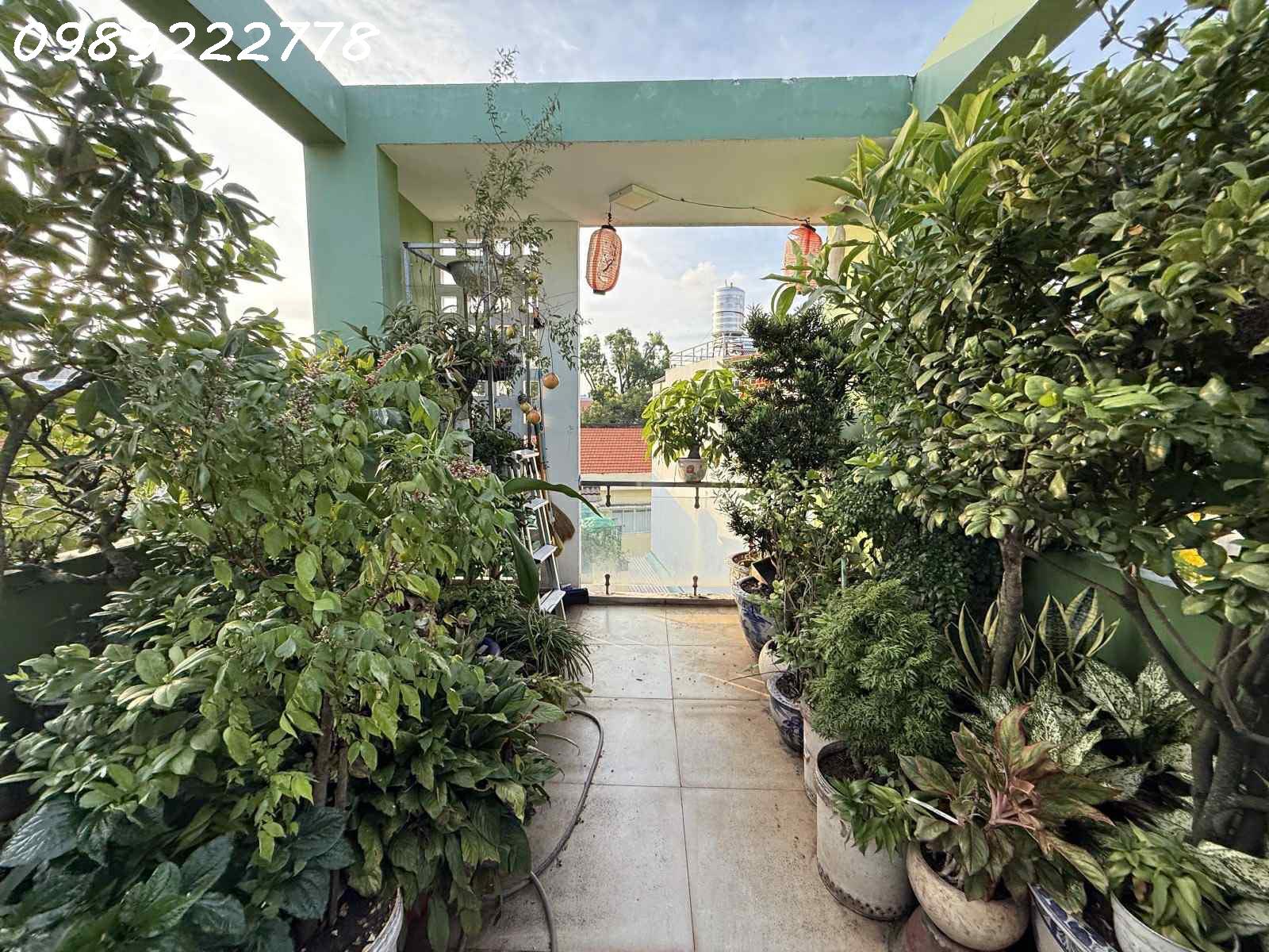 BÁN NHÀ ĐƯỜNG 3/2 , P12- XE HƠI ĐẬU CỬA - KHU PHÂN LÔ -SỔ VUÔNG ĐẸP - 5 TẤM HC ĐỦ- 4PN . MT 8 4