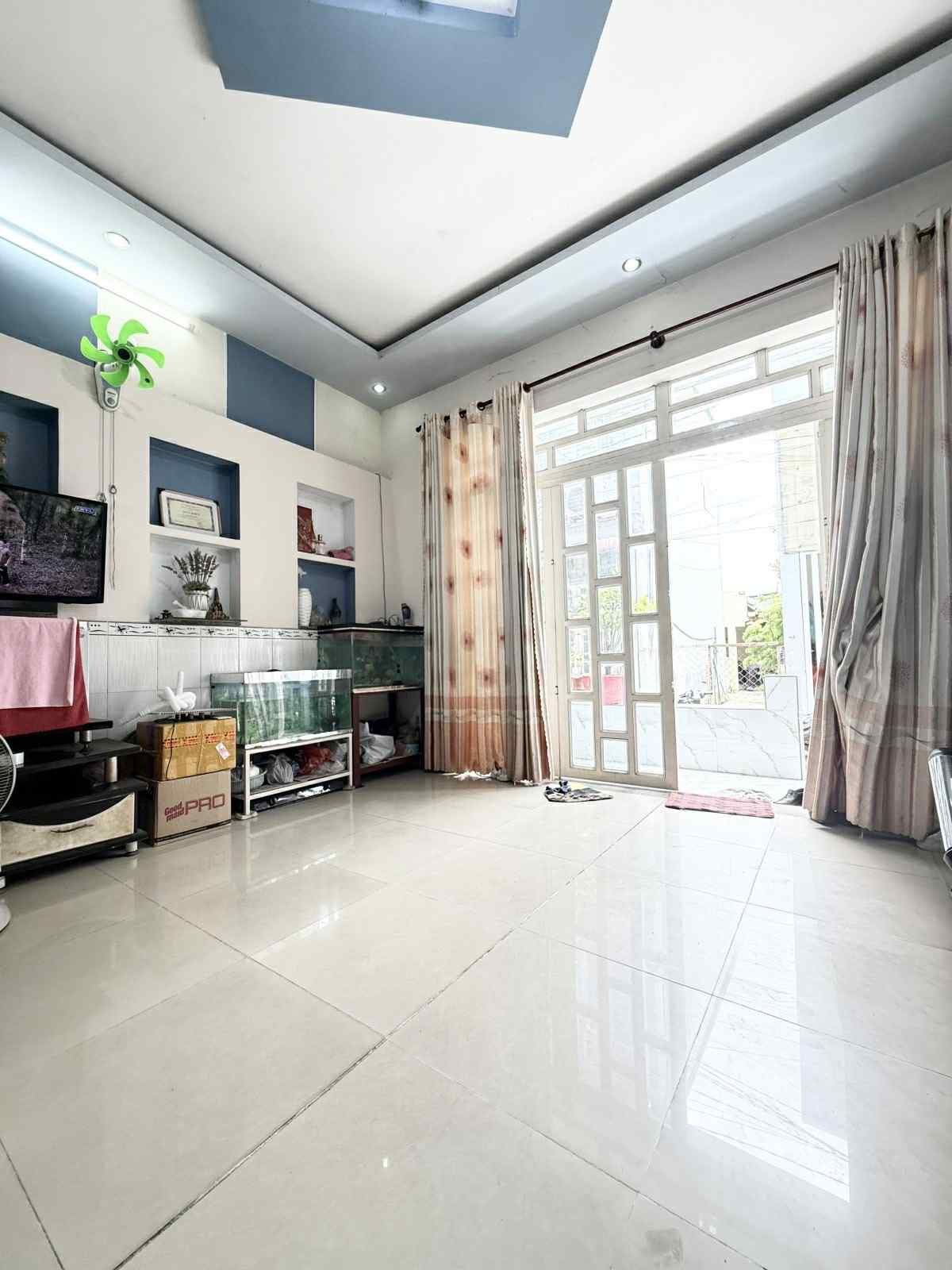 NHÀ 2 TẦNG 80M2 NGANG HƠN 5 MÉT Ô TÔ CÁCH 10M GẦN LÊ THỊ RIÊNG QUẬN 12 - GIÁP GÒ VẤP. CHỈ 3,37 TỶ 2