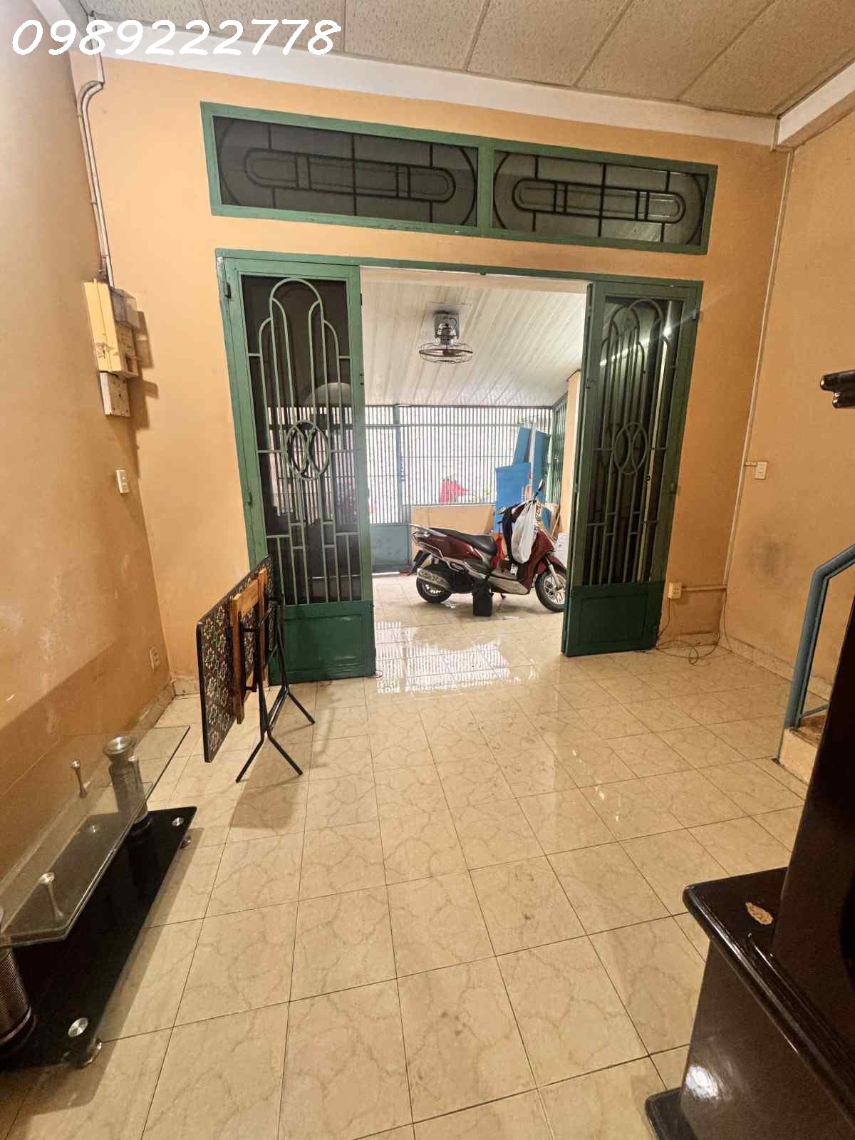 BÁN NHÀ GẤP NGUYỄN  TRÃI .Q1 - 33M2 NGANG 4M - 4 TẦNG - GẦN HXH - TRẦN ĐÌNH XU - NGUYỄN CƯ TRINH - 3
