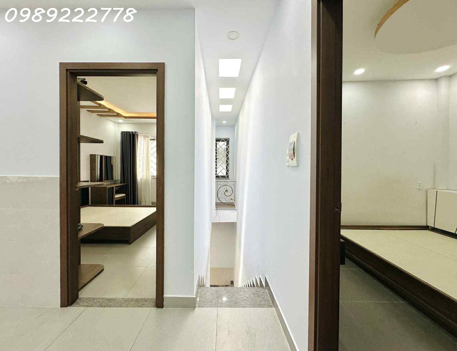 BÁN NHÀ NGAY CMT8 ,  P11 QUẬN 3 - ĐẸP 51M2 (4.3x8.1 nở hậu 7.4) - 2 TẦNG, 3 PN, 1 PHÒNG LÀM VIỆC - 4