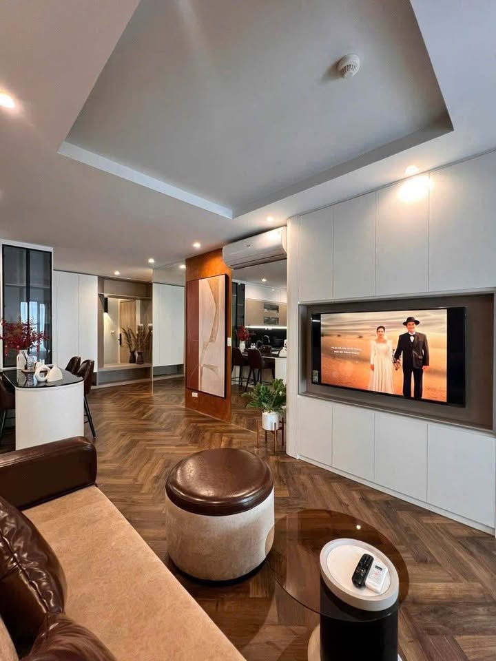 Cần bán Căn hộ chung cư Phường Bãi Cháy, Hạ Long, Diện tích 50m², Giá 1.85 Tỷ 8