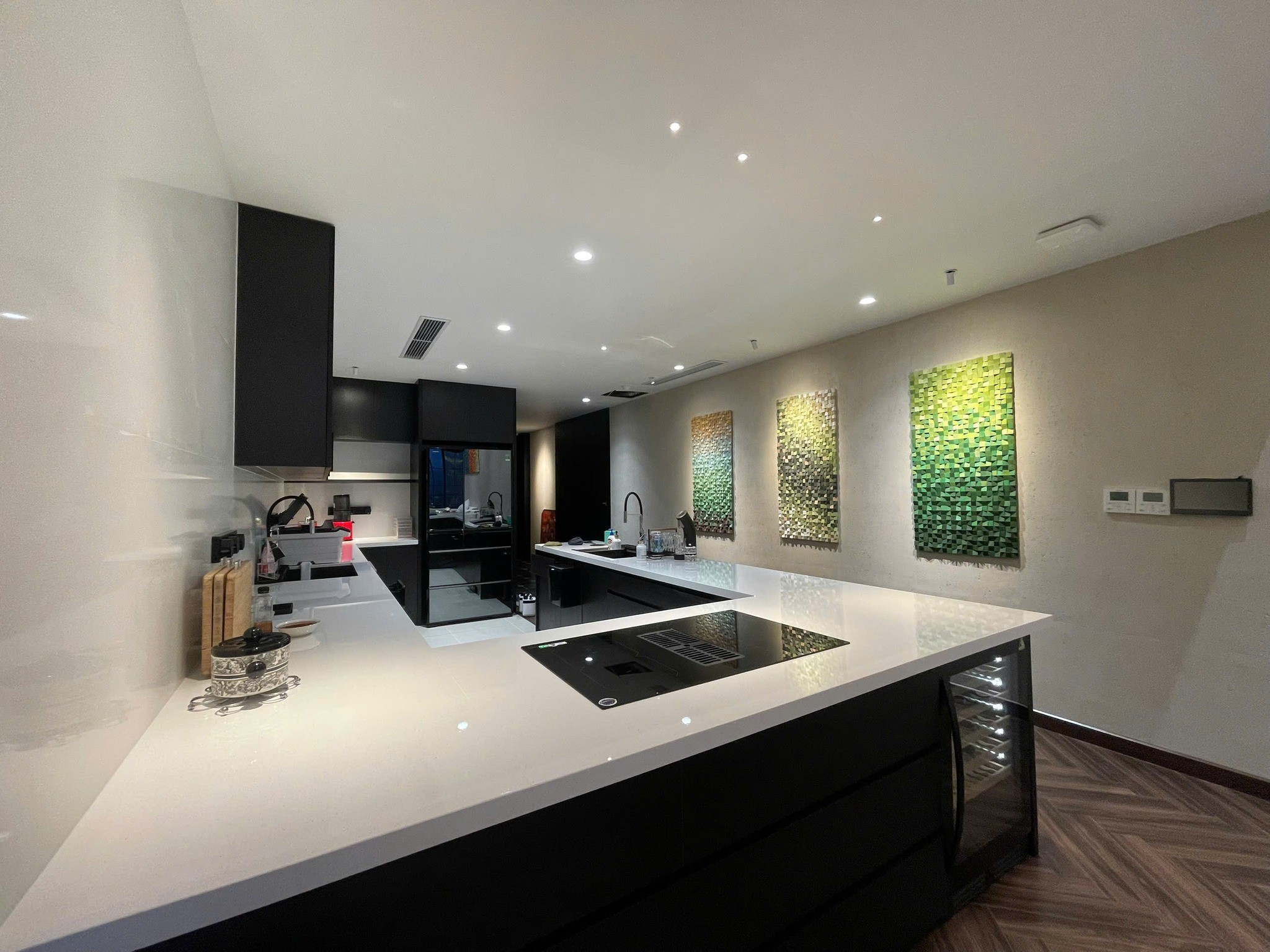 SIÊU PHẨM NHÀ PHỐ TRẦN HƯNG ĐẠO - 95m², 8 tầng thang máy, giá chỉ 63 tỷ! 2