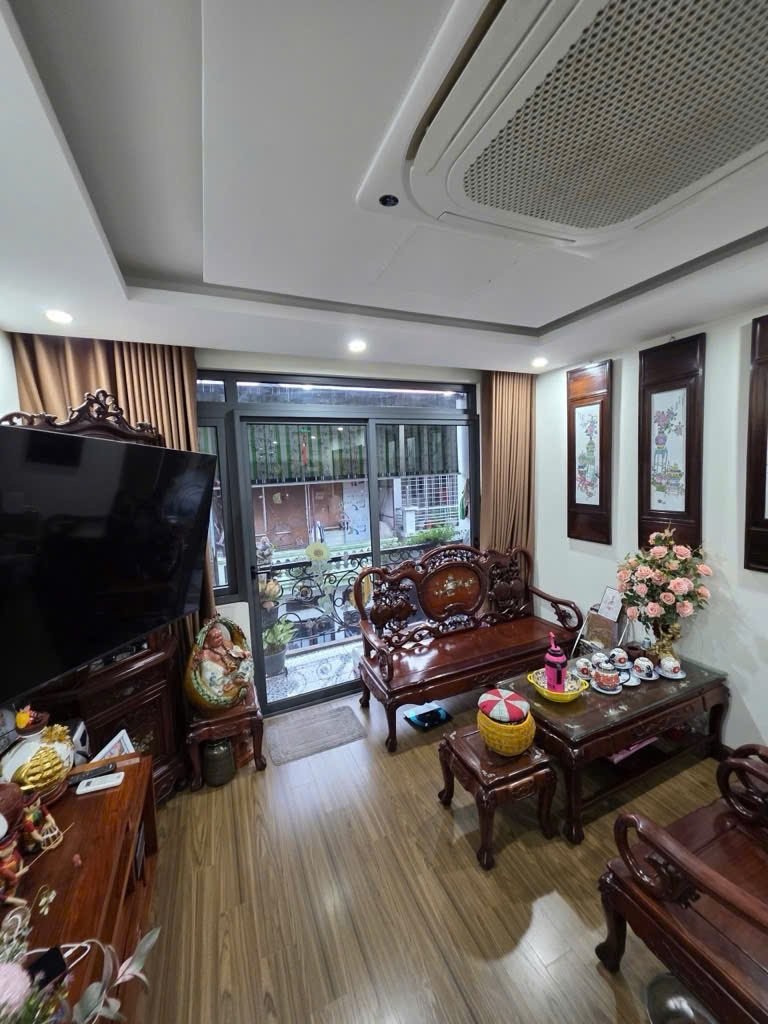 Bán nhà mặt ngõ Linh Lang, Ba Đình, ô tô tránh, mặt ngõ Kinh Doanh, gần phố. Giá 25 tỷ 3