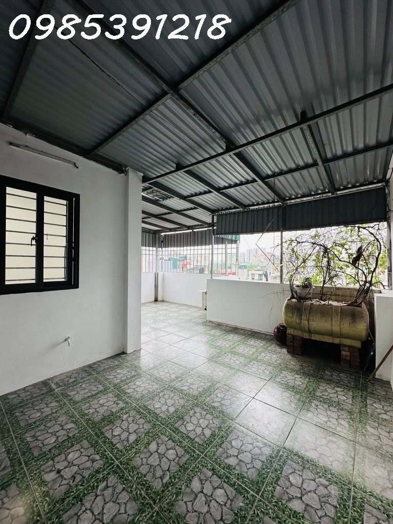 15M RA ĐƯỜNG BỜ SÔNG- TRƯƠNG ĐỊNH- 35M2- 5T- 6.5TỶ NGÕ 3 GÁC TO THÊNH THANG 3