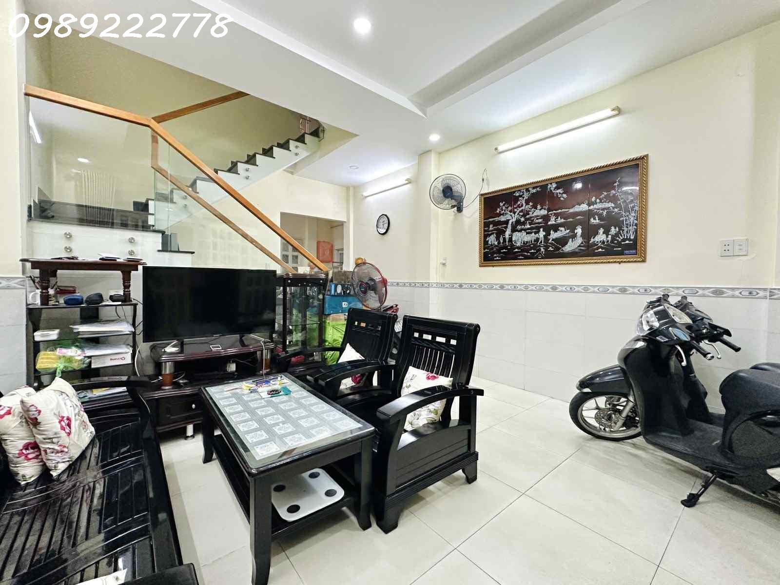 BÁN NHÀ CÔ BẮC KHU PHAN XÍCH LONG- 4 TẦNG - DT 4.5x10 A4 NỞ HẬU 6.8M - 1 CĂN RA XE TẢI - 2 MẶT 3