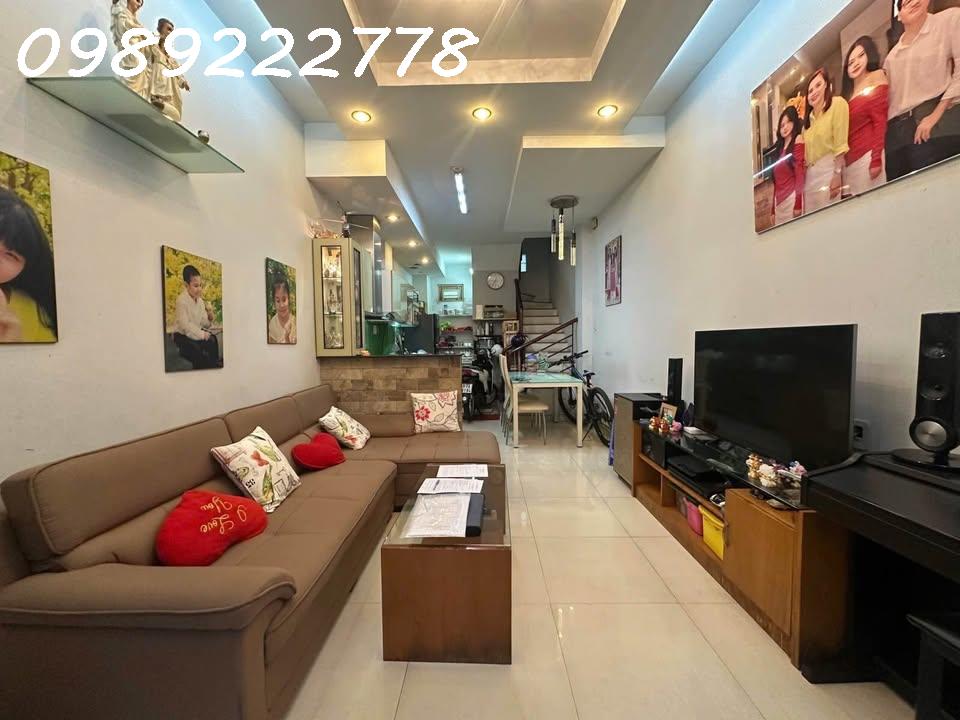 CHỦ GẤP BÁN GIẢM 700Tr - GIÁ 8.3 TỶQUẬN 3 - HẺM Ô TÔ SẠCH ĐẸP - 4 LẦU MỚI ĐẸP - 36M2 . 3