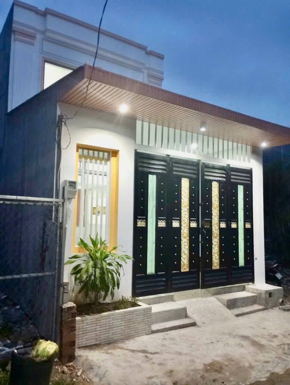 NHÀ 2 TẦNG MỚI ĐẸP LUNG LINH 97M2 GẦN CHỢ GẤU, HẺM XE HƠI MỘT TRỤC BÙI CÔNG TRỪNG ĐÔNG THẠNH. HÓC