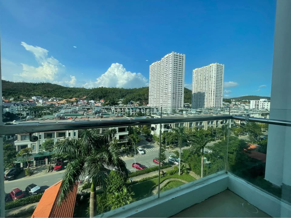 Cần bán Căn hộ chung cư Hạ Long, Quảng Ninh, Diện tích 76m², Giá 2.4 Tỷ 9