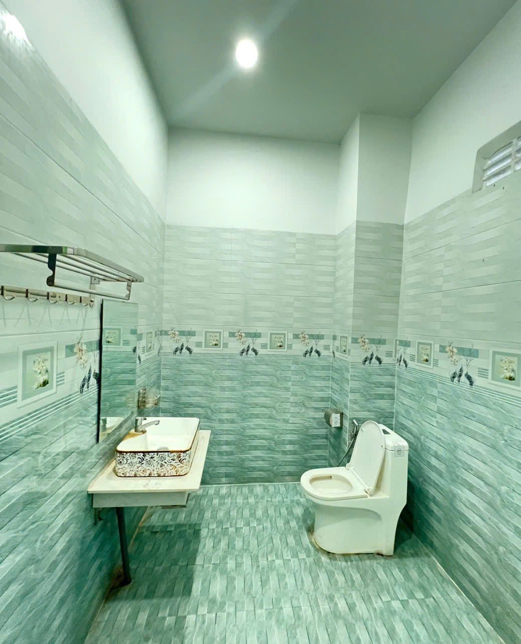 NHÀ MỚI THƠM MÙI SƠN Tái Định Cư Đất Lành tuyến đường mát nhất 5