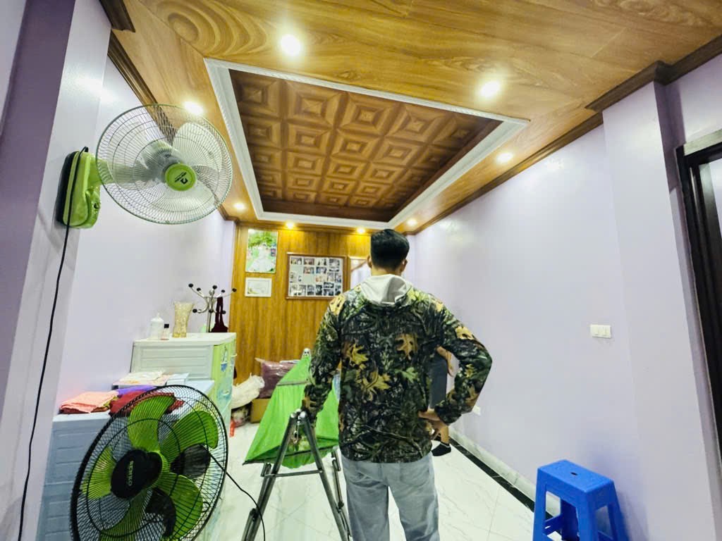 PHÚ LƯƠNG HĐÔNG _50M 5 TẦNG _VỊ TRÍ ĐẮC ĐỊA GẦN CÁC TRƯỜNG ĐẠI HỌC _ NHỈNH 6 TỶ SẴN Ở 4