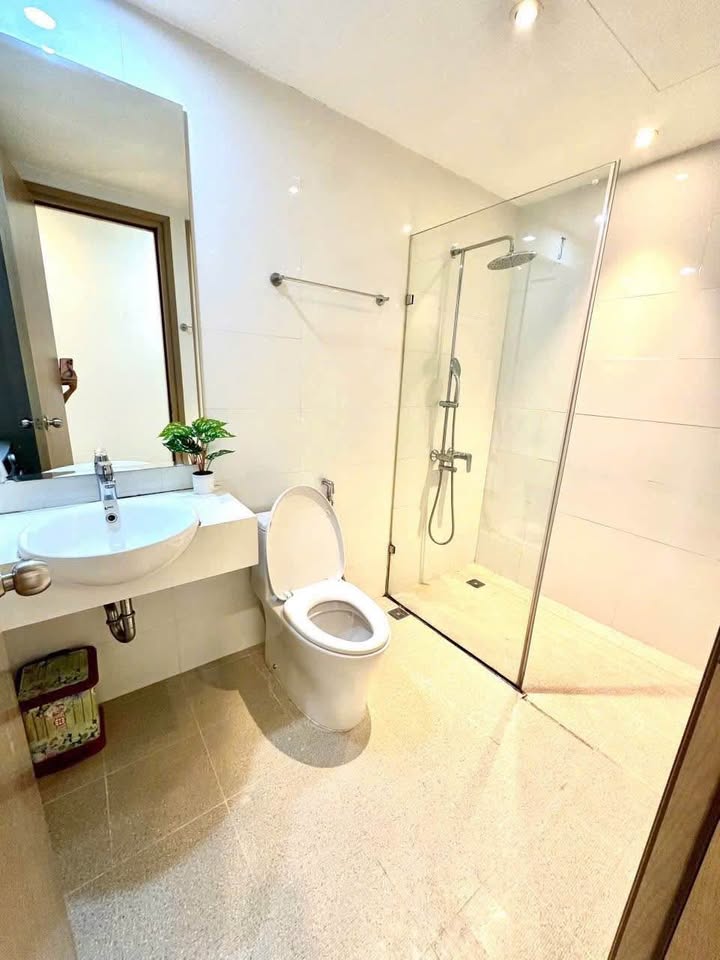 Cần bán Căn hộ chung cư Phường Bãi Cháy, Hạ Long, Diện tích 92m², Giá 4 Tỷ 2