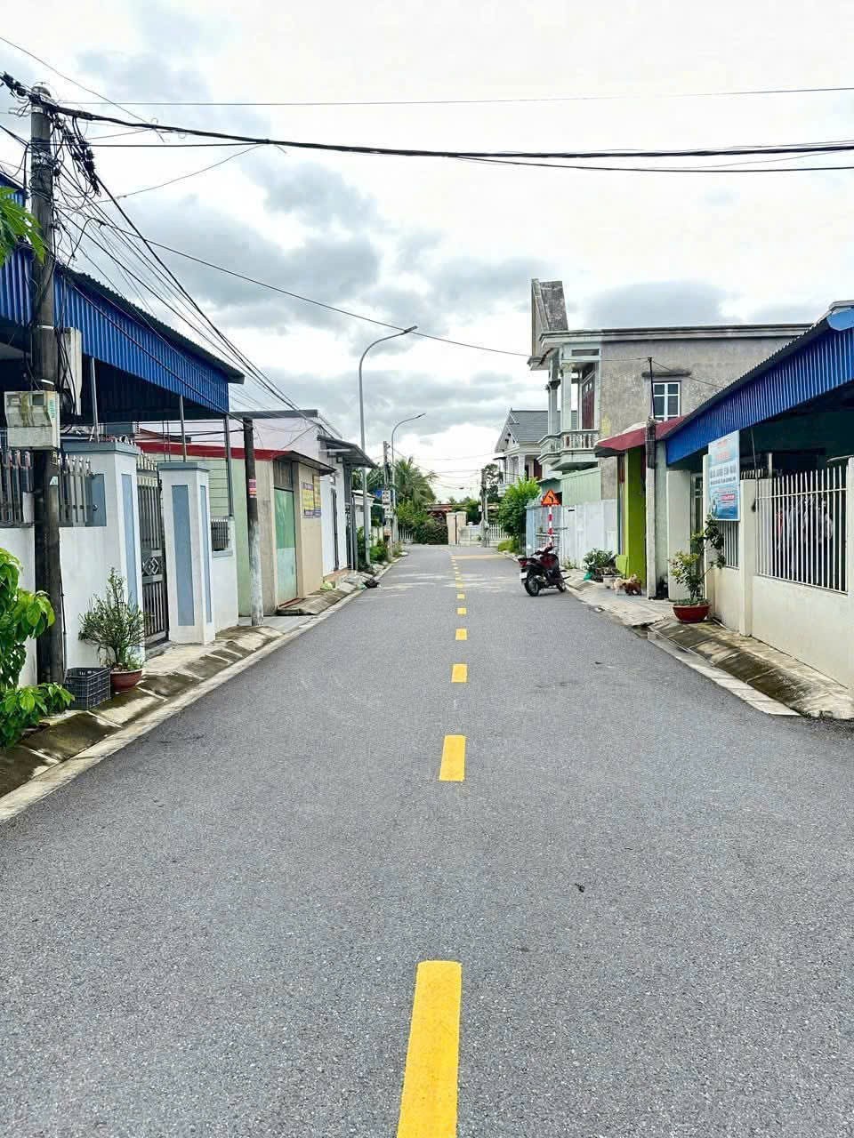 1.63 tỷ 100.6m2 Kim Đới 2 Hữu Bằng Zalo 0567222555