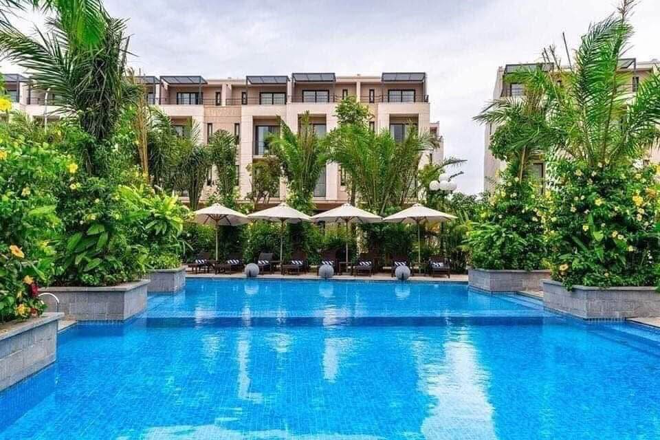 Cần bán Căn hộ chung cư đường Hoàng Quốc Việt, Phường Bãi Cháy, Diện tích 99m², Giá 8.4 Tỷ 3