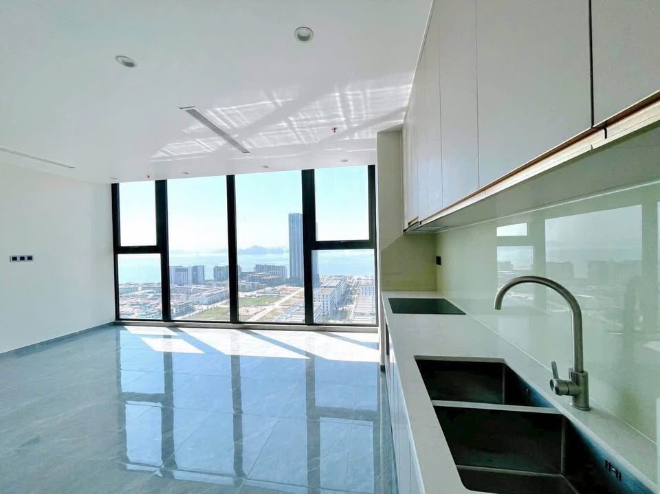Cần bán Căn hộ chung cư Phường Bãi Cháy, Hạ Long, Diện tích 96m², Giá 5.6 Tỷ 5