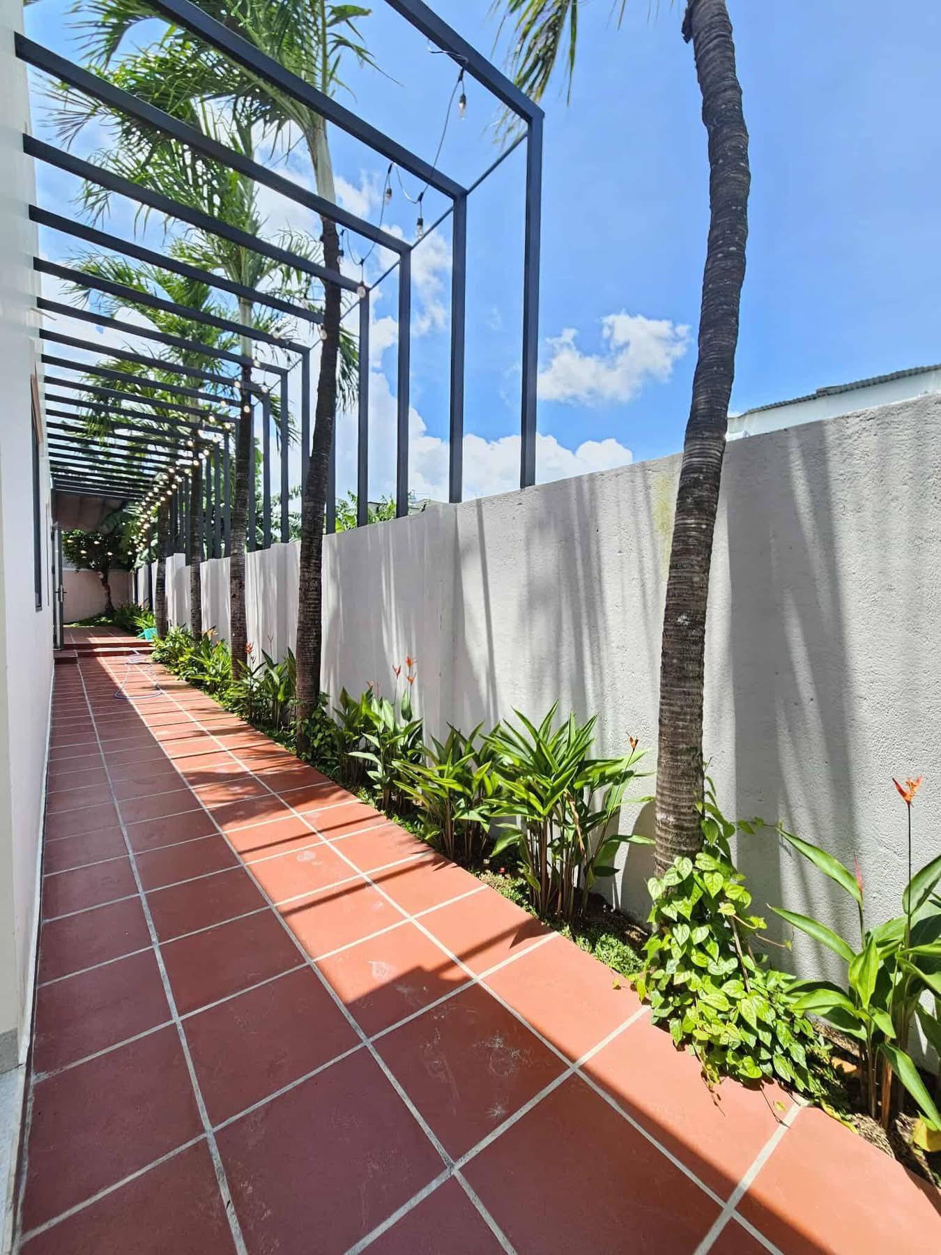 BIỆT THỰ SÂN VƯỜN NGAY TRUNG TÂM HÓC MÔN 155M2 NGANG KHỦNG 7M. GẦN CHỢ HÓC MÔN. 5