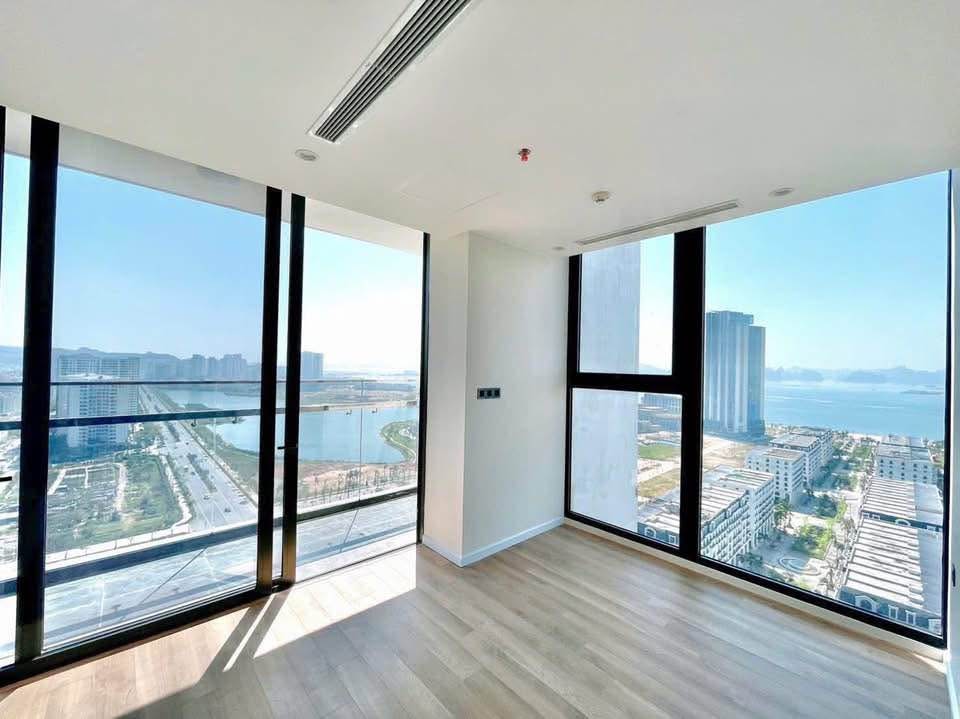 Cần bán Căn hộ chung cư Phường Bãi Cháy, Hạ Long, Diện tích 96m², Giá 5.6 Tỷ 7