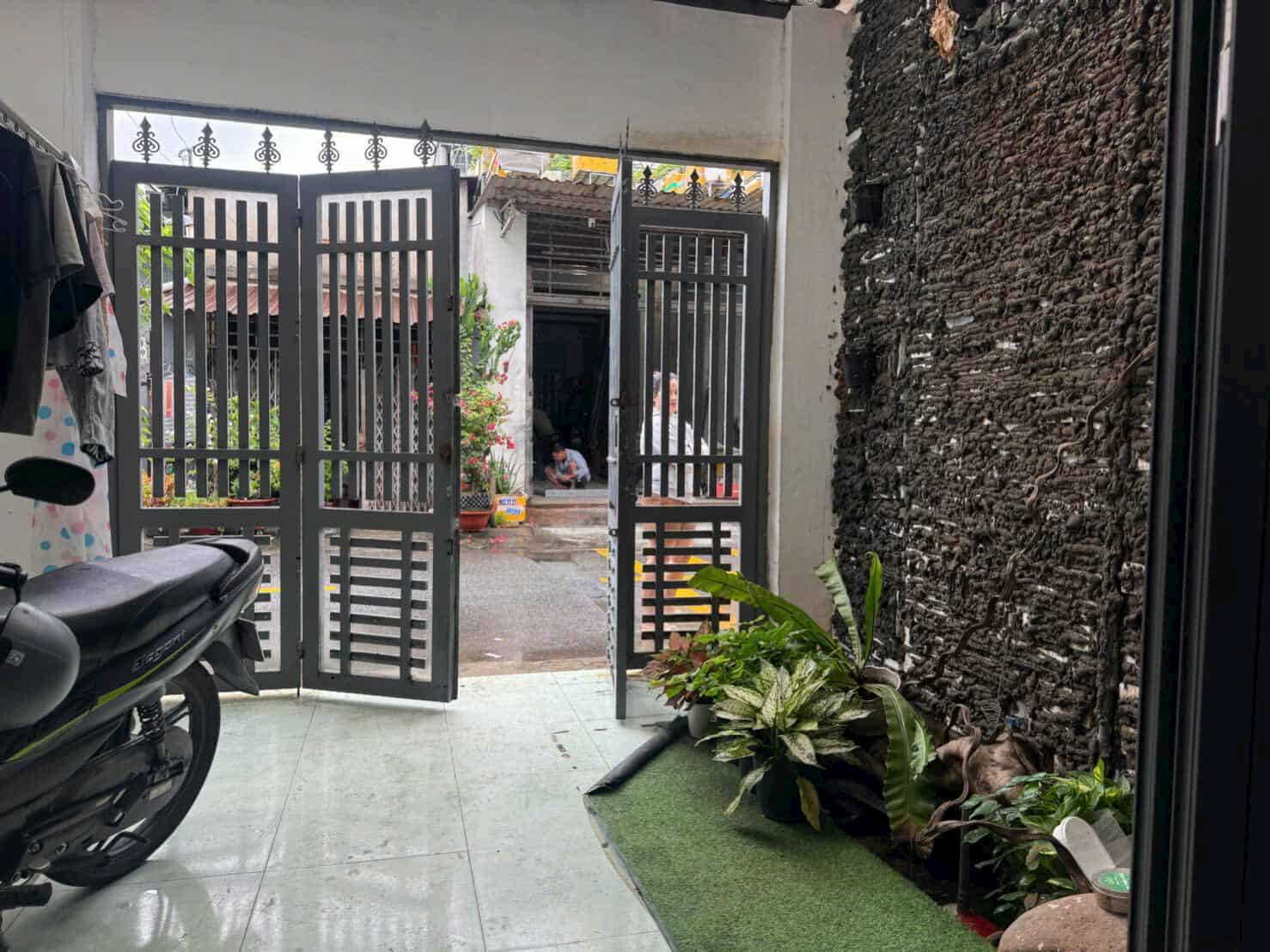 MẶT TIỀN GẦN CHỢ LIÊN KHU 5-6 ĐƯỜNG 8M THÔNG TIỆN Ở VÀ KD 56M2 (4x14), 2 TẦNG ĐÚC. BHHB, BÌNH TÂN.