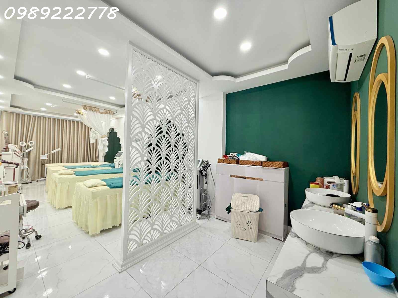 BÁN NHÀ MẶT TIỀN MỚI TINH , PHƯỜNG ĐAKAO KINH DOANH ĐỈNH- DT 70M2- KHU CỰC HIẾM BÁN .MT 98 2