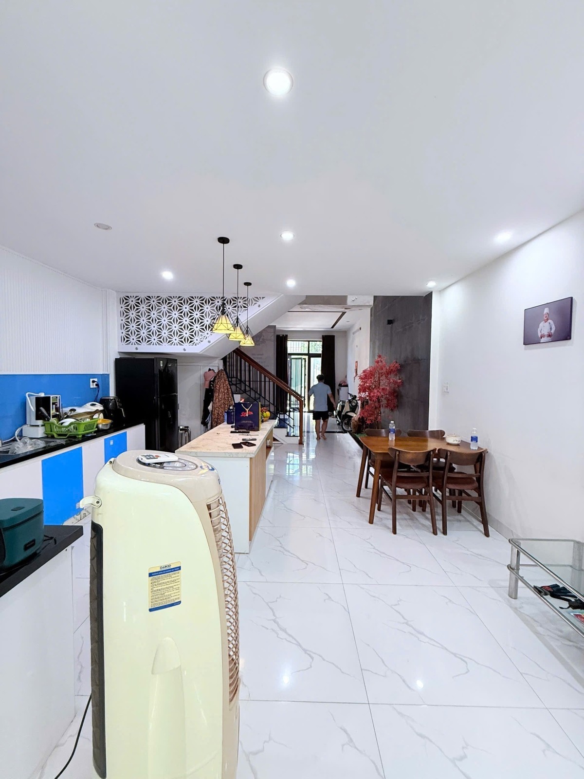 CHỈ 7,95 TỶ – SỞ HỮU NGAY NHÀ 3 TẦNG MỚI ĐẸP, ĐƯỜNG 7M5 GẦN CẦU HÒA XUÂN 4
