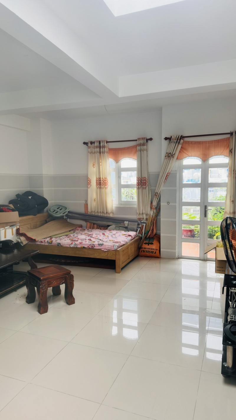 Bán nhà mặt tiền Khuông Việt-ngang 5m-4PN-kinh doanh tấp nập-giá rẻ 2