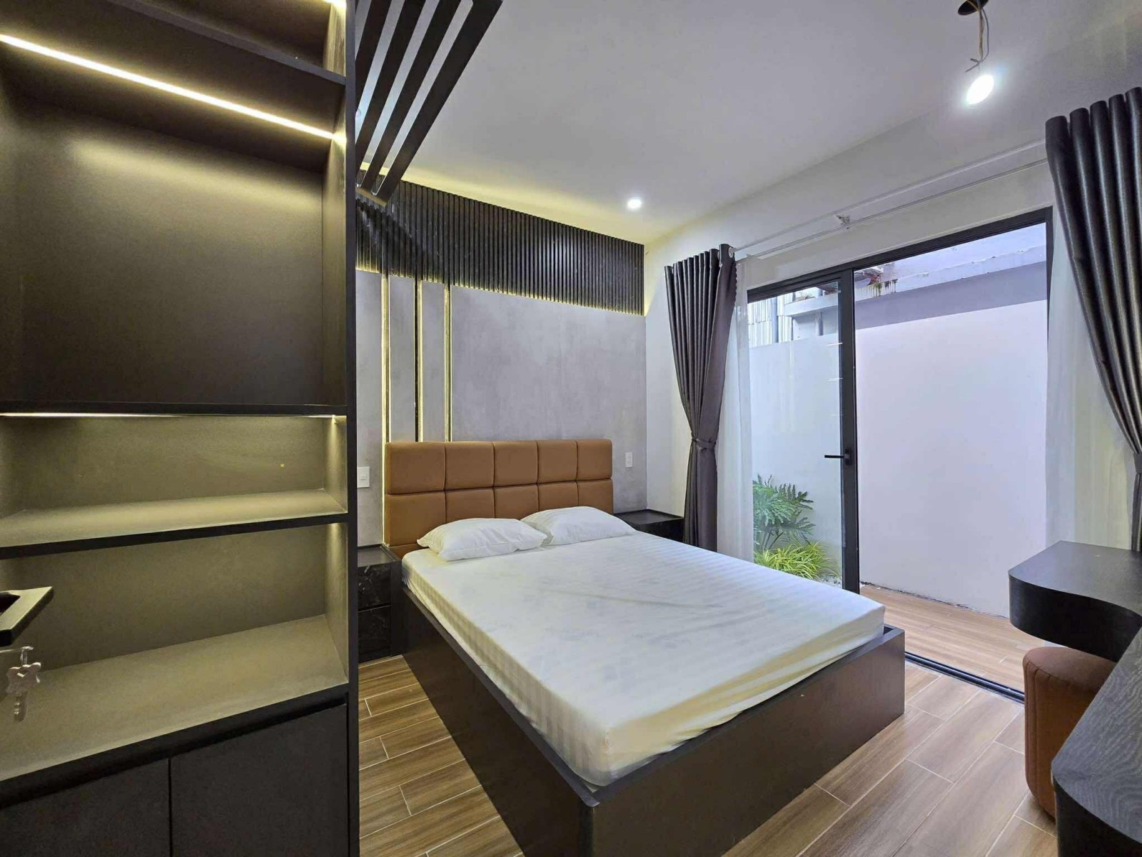 Nhà 3 Tầng Hiện Đại Hòa Xuân – Full Nội Thất Cao Cấp, Giá 8.1 Tỷ 3