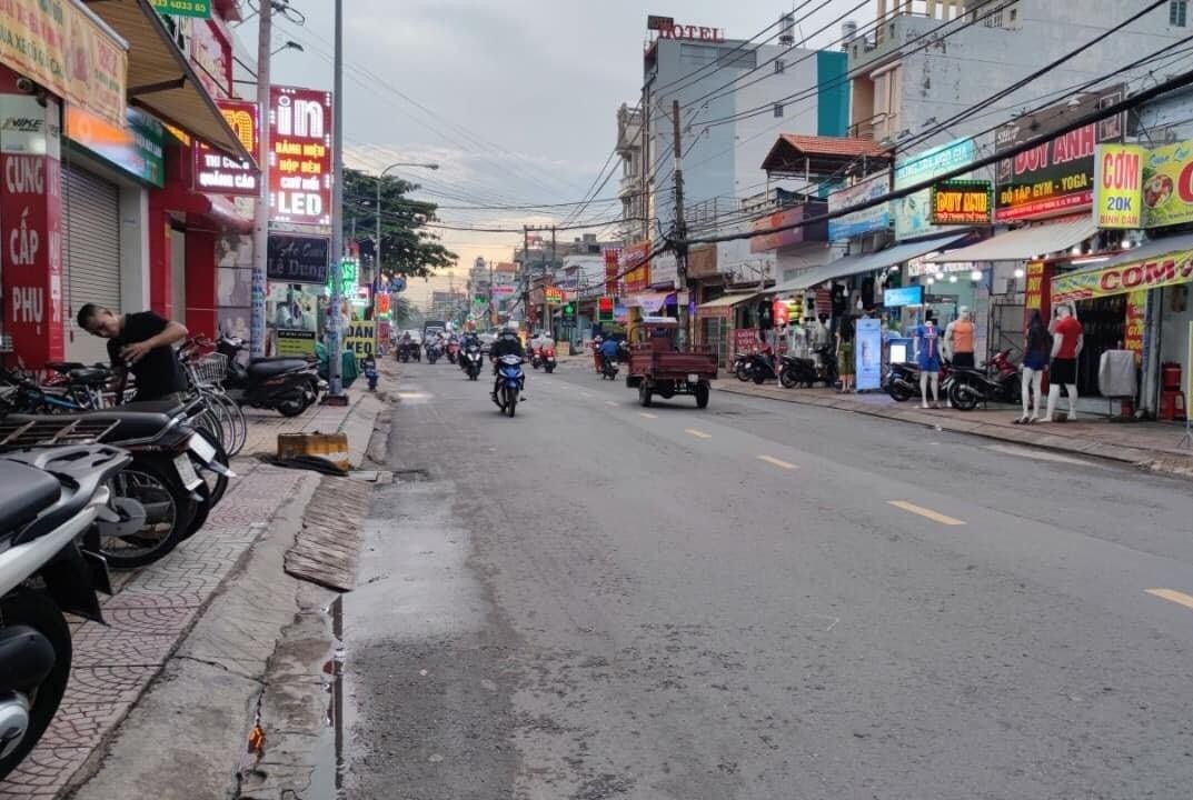 2 tầng Nguyễn Ảnh Thủ Hiệp Thành Quận 12 Hồ Chí Minh 82m2 có 14 tỷ x 3
