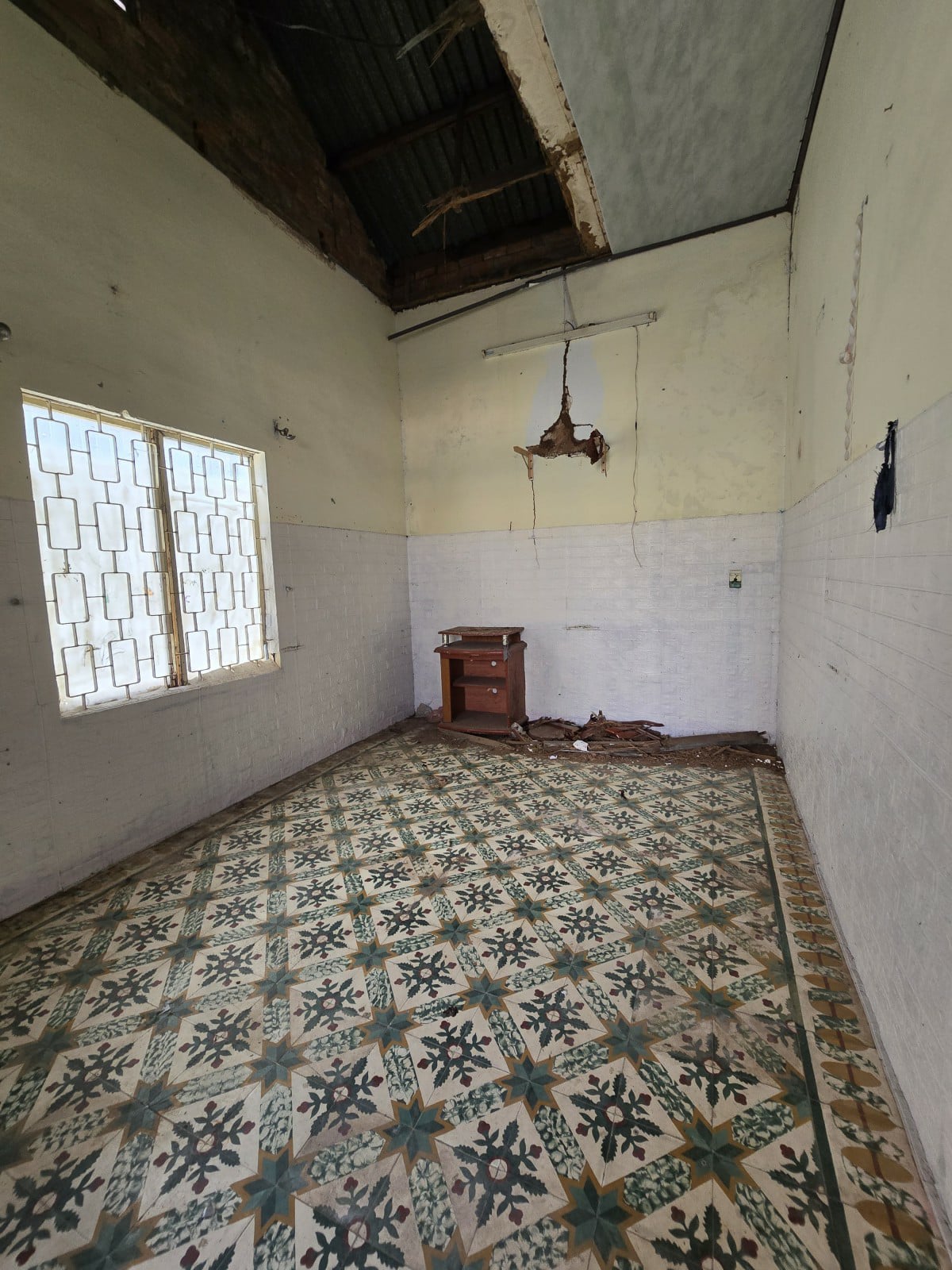 Bán Nhà Cấp 4 – Đường 3 Tháng 2, 83m² – Giá 3.9 Tỷ 2