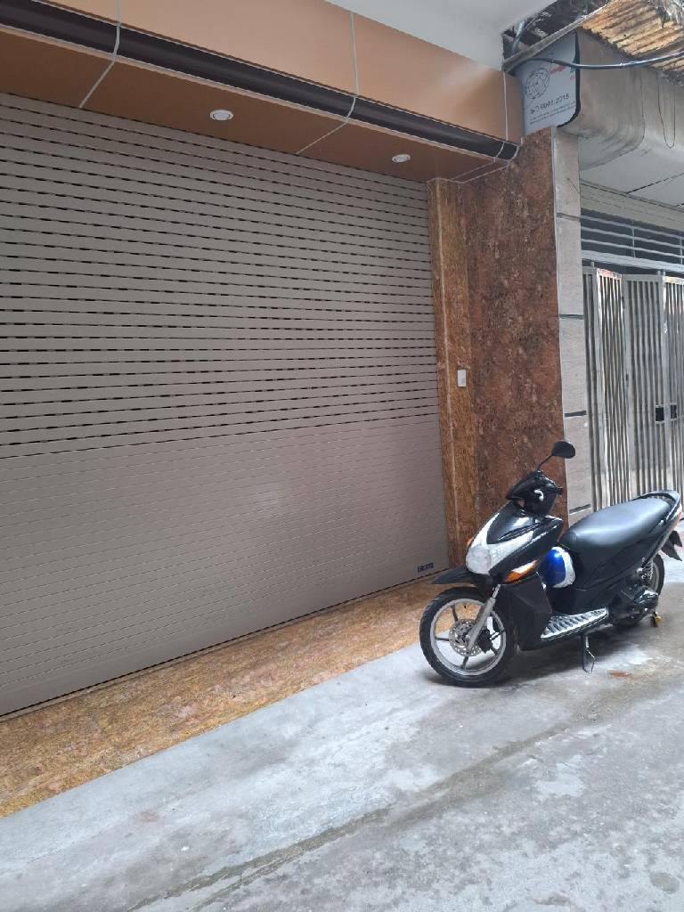 Cần bán Nhà mặt tiền đường Lĩnh Nam, Phường Mai Động, Diện tích 71m², Giá 18.5 Tỷ