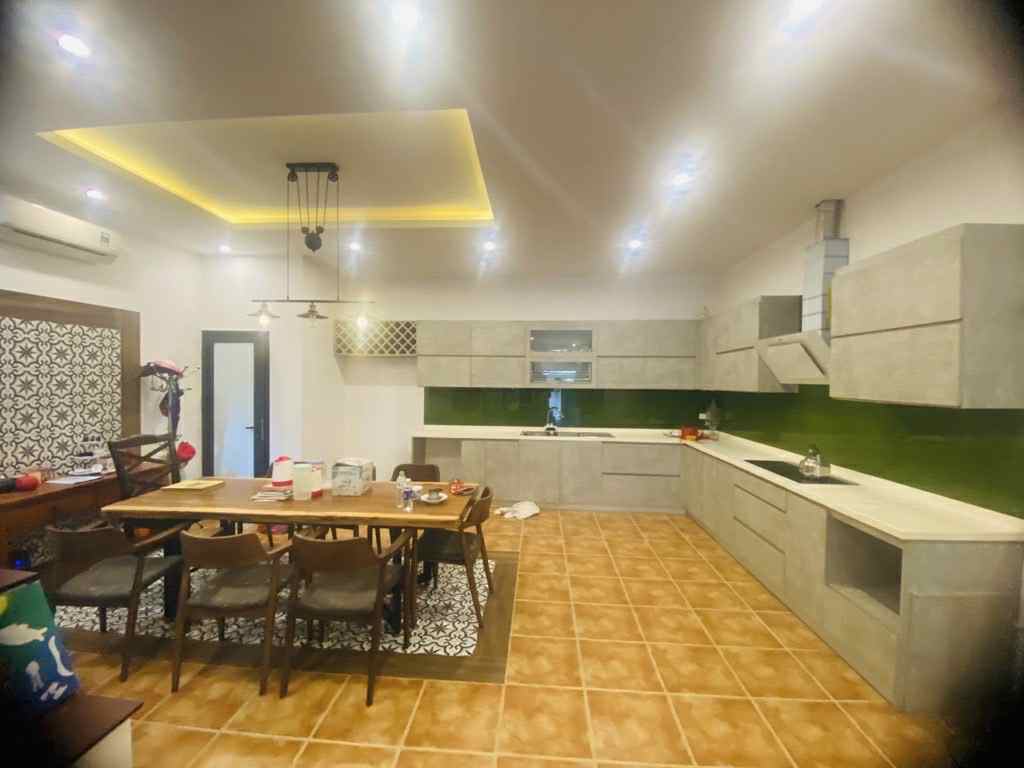 biệt thự mini Nguyễn Sơn- bệnh viện Tâm Anh, 122m x 4 tầng, mặt tiền 6.5m, nở hậu, full thổ cư 3