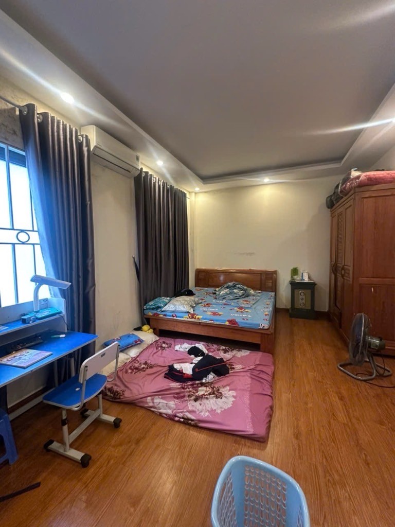 Cần bán Nhà mặt tiền đường Yên Duyên, Phường Yên Sở, Diện tích 35m², Giá 8.3 Tỷ 3